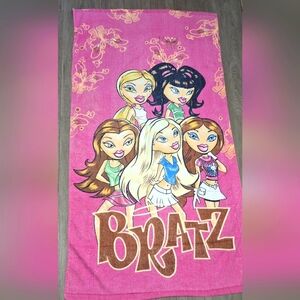BRATZ Beach Towel Retro Vintage? 30 By 55 Inches